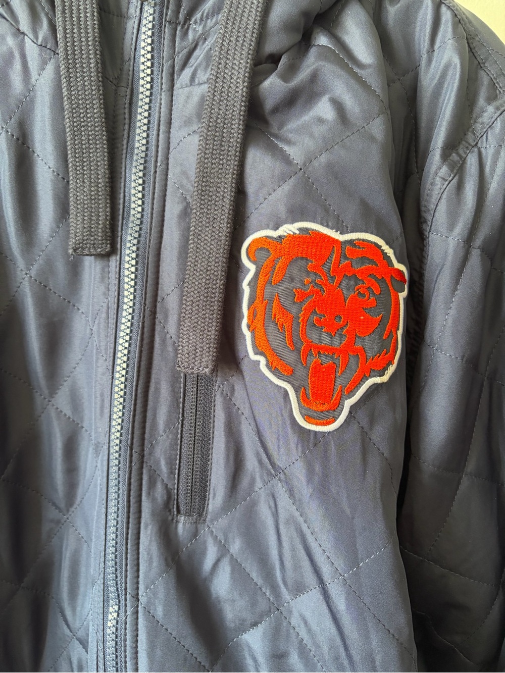 NFL Chicago Bears Reversible Sherpa & Quilted Full Zip Hooded Jacket | Size L - Picture 3 of 15
